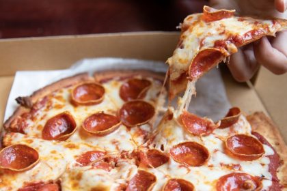 PieZoni's to Bring Signature Pizza Pies to Stoughton