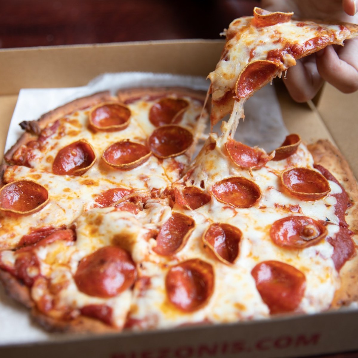 PieZoni's to Bring Signature Pizza Pies to Stoughton