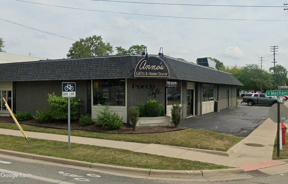 SOAR cafe new location at former Anne's on mechanic st