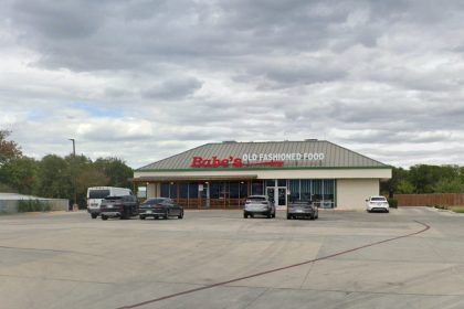 Babe's Old Fashioned Food Is Debuting a Sister Concept, Babe's Crispy Chicken