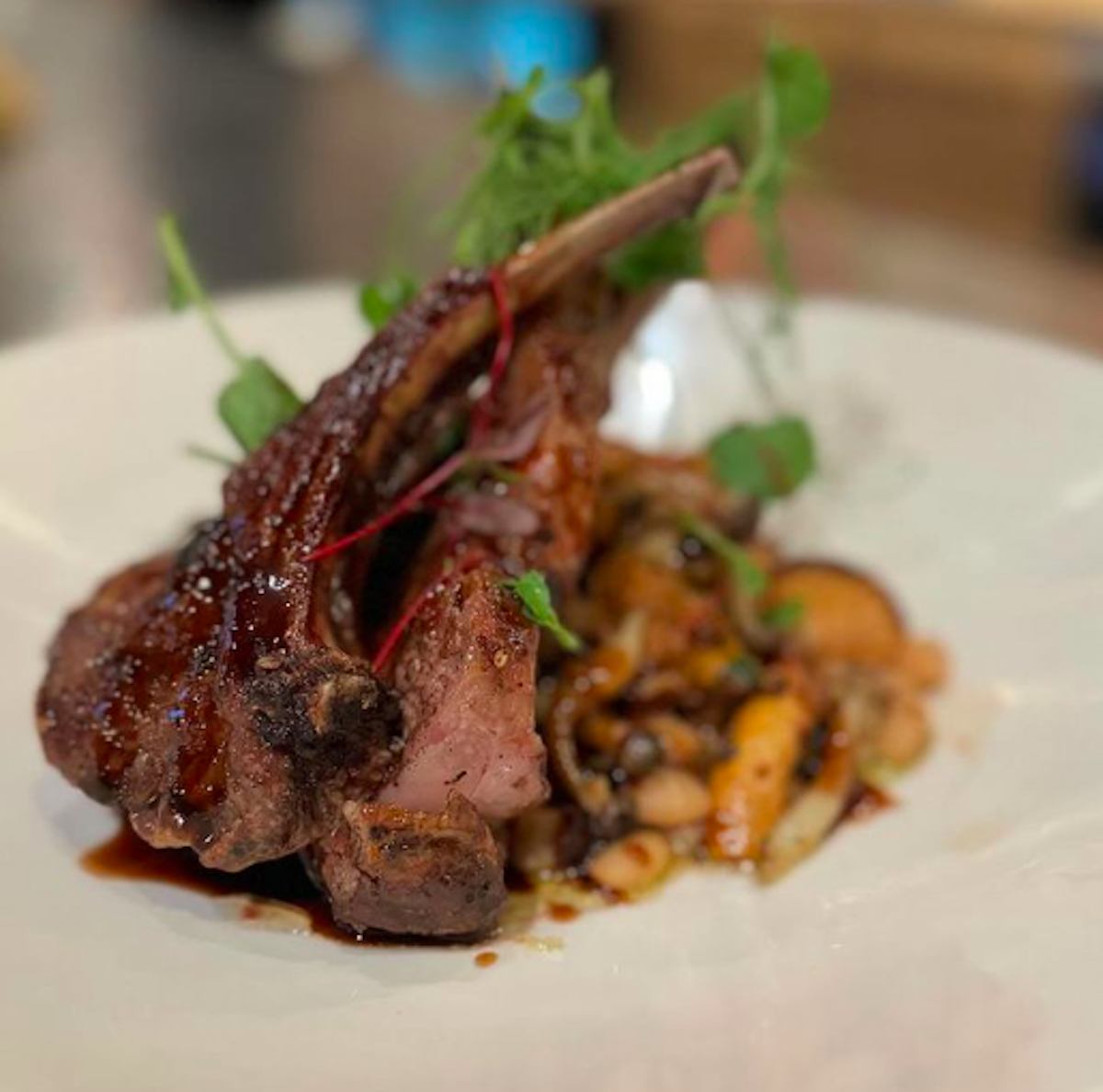 Aberdeen Steakhouse Serving Steak, Seafood in Downtown Milton Photo 01