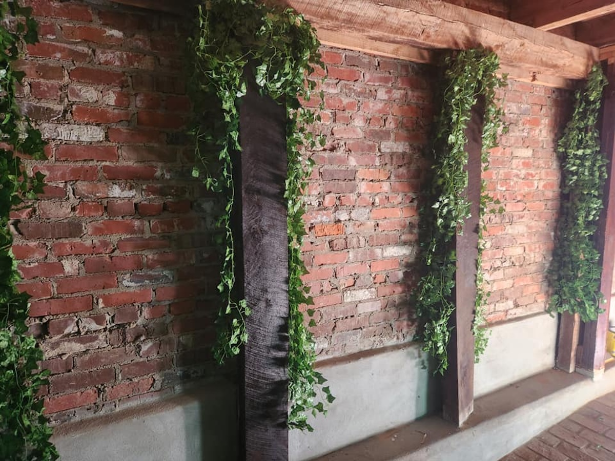 Ash's Irish Pub: A Cozy Gem in Olive Branch's Old Towne Parish