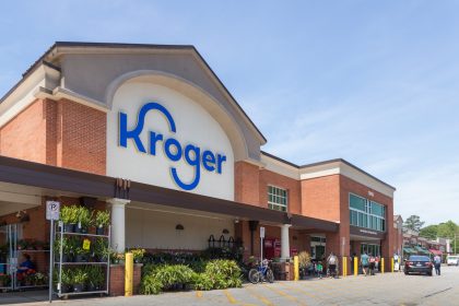 Duluth Shopping Center Reynolds Crossing Sold Photo 01