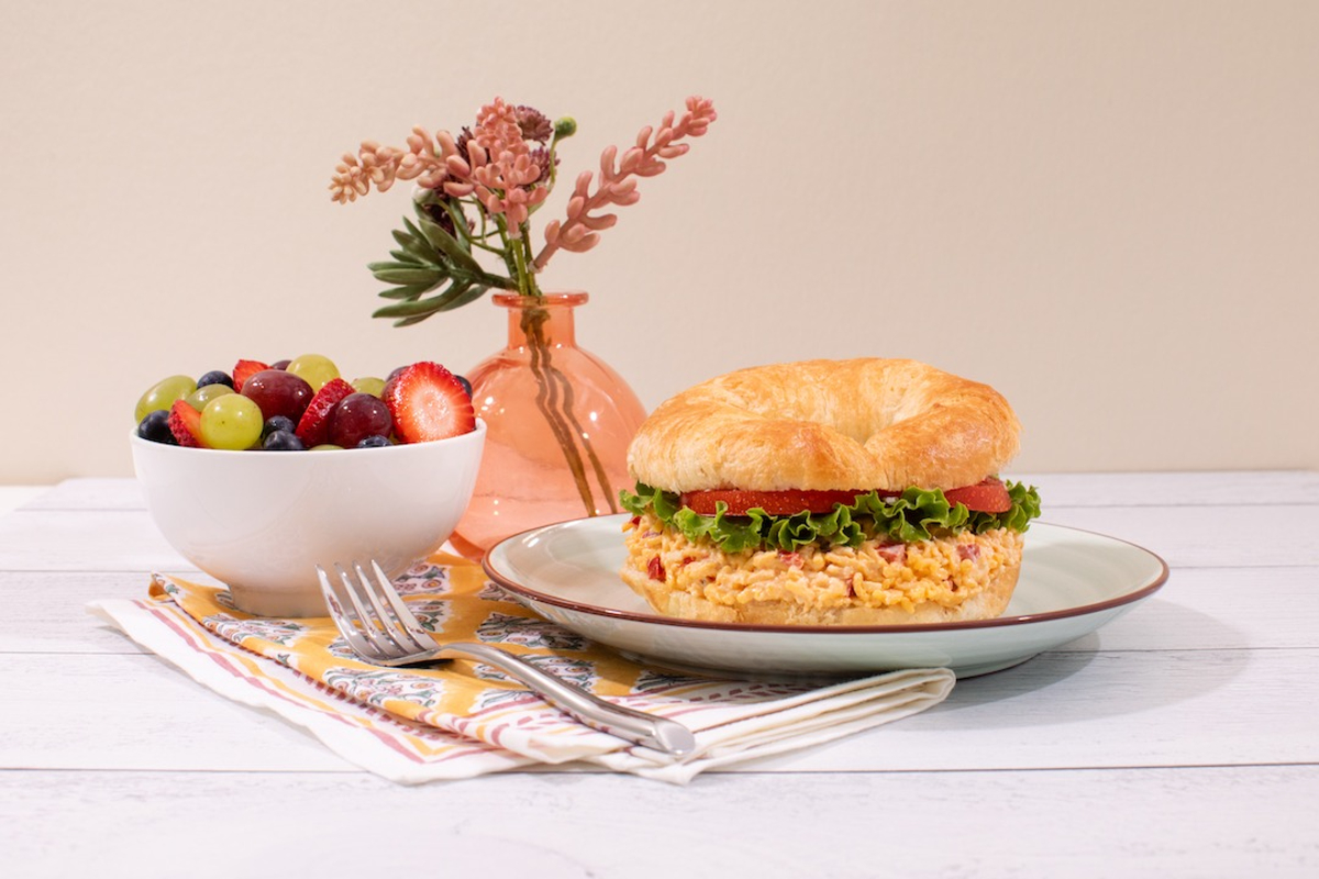 According to a recently submitted permit application, the eatery is coming to 6010 UTSA Boulevard, Building 2, Suite 201-202