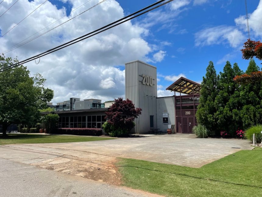 Arizona Avenue Property To Be Converted to Mixed-Use Space
