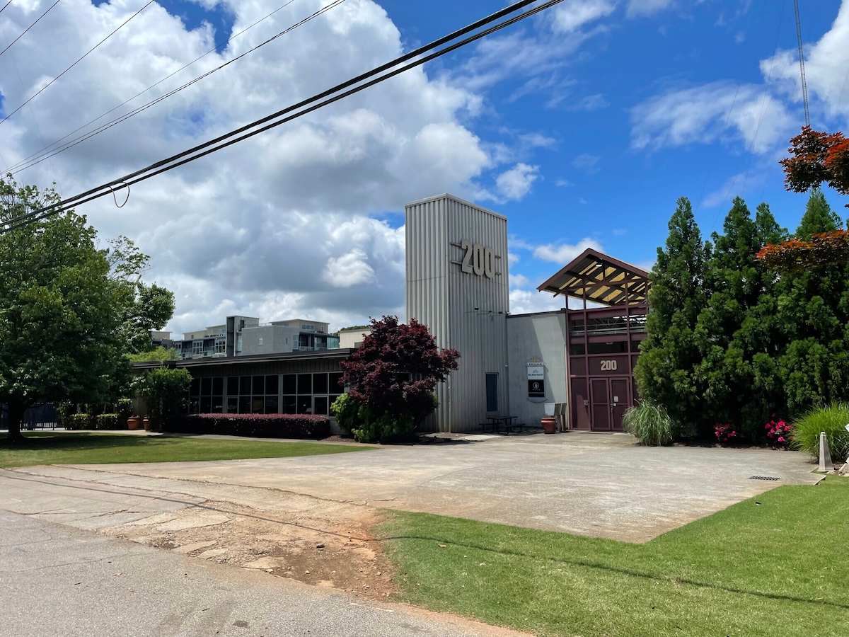 Arizona Avenue Property To Be Converted to Mixed-Use Space