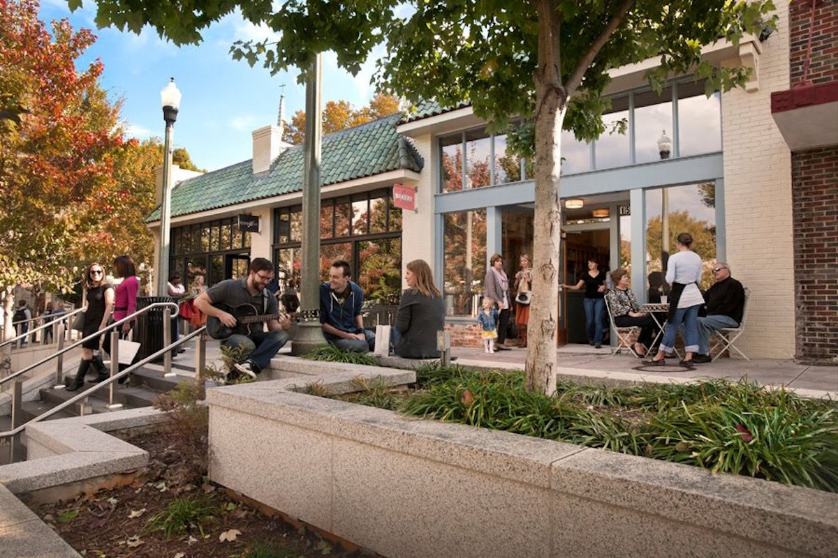 Decatur Downtown Development Authority Announces New Grants Photo 01