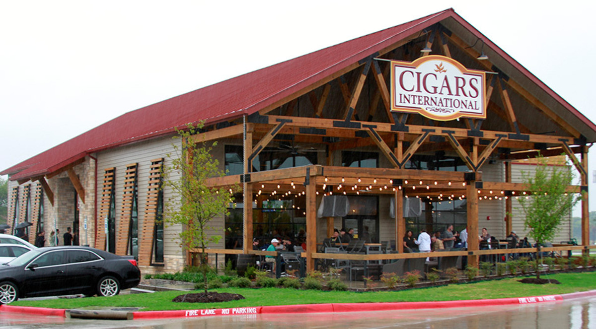 Cigars International Expanding to Jacksonville