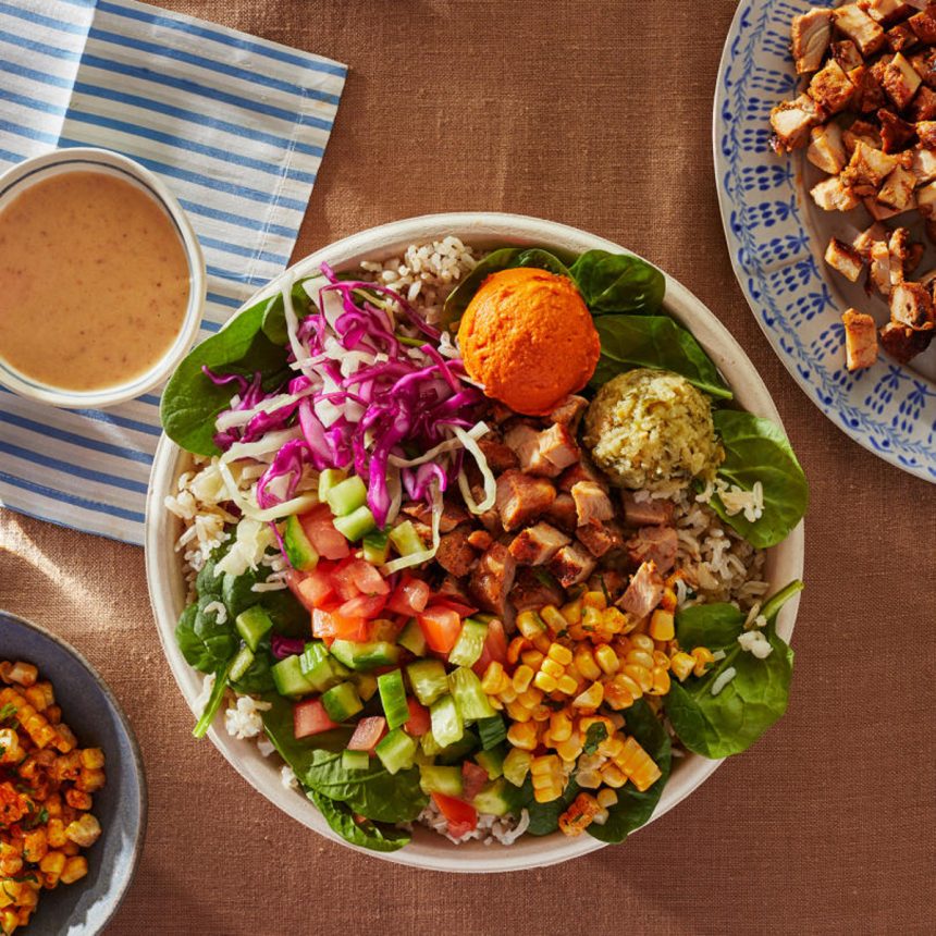 New CAVA Restaurant Opens in Hollywood