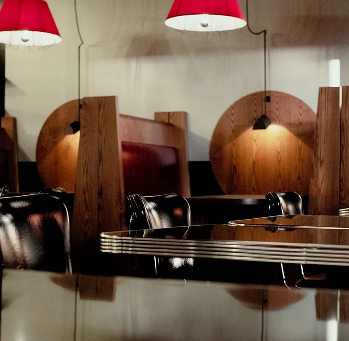 coratti's pizzeria interior