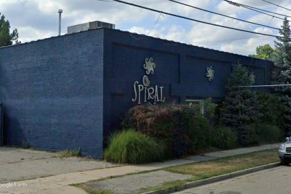 spiral space lansing old town copper moon spring 24