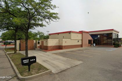 tim hortons coming to sterling heights occupying old burger king building