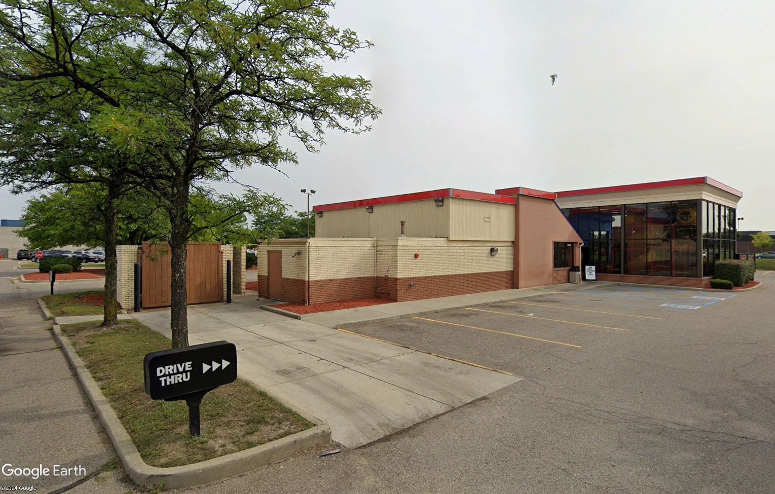 tim hortons coming to sterling heights occupying old burger king building