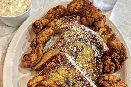 Midnight Diner Expanding to North Tryon Street