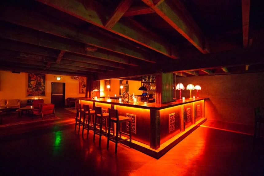 Iconic Chinatown Bar To Open New Location