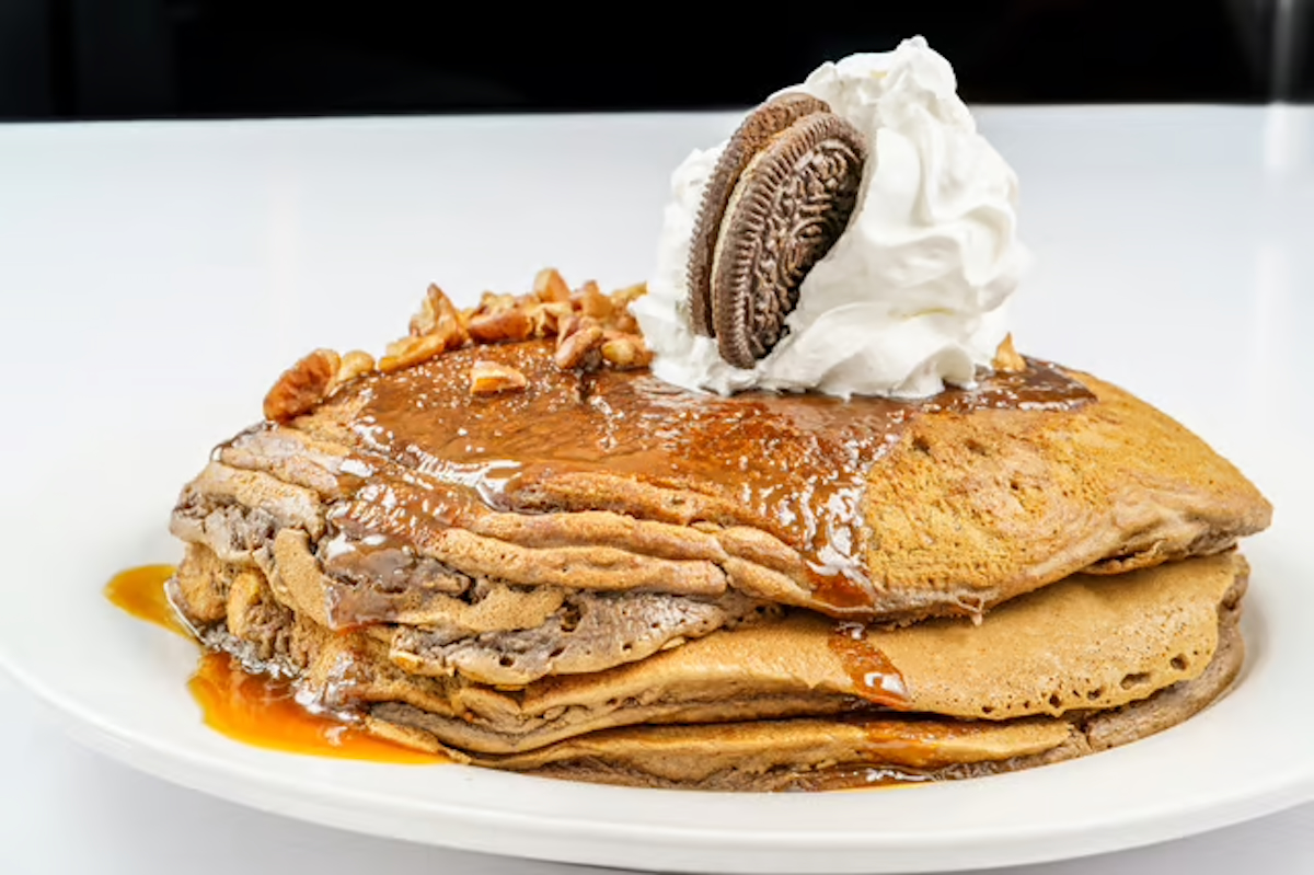 Staks! Kitchen Set to Open Arlington Eatery