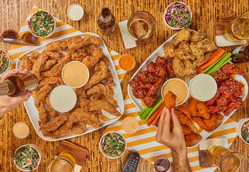 Starbird Slated for Plaza del Amo in Torrance