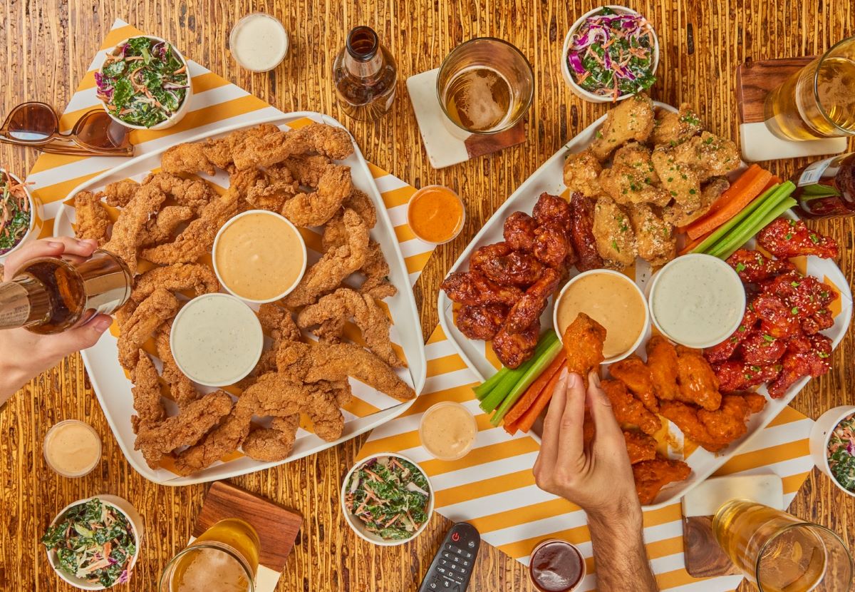 Starbird Slated for Plaza del Amo in Torrance