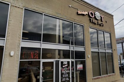 Chef's Straight Out the Pot: Downtown Memphis' "Real Deal" Eatery