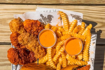 Houston TX Hot Chicken to Celebrate Grand Opening of First Michigan Location