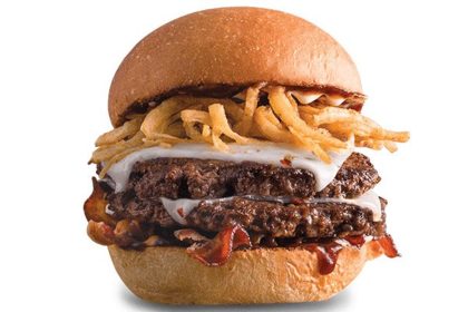 MOOYAH Burgers, Fries & Shakes Opens in Valencia; Welcomes Community to Grand Opening Celebration