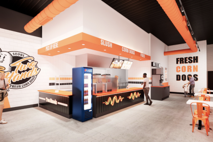 Two Hands Fresh Corn Dog to Open in West Bloomfield