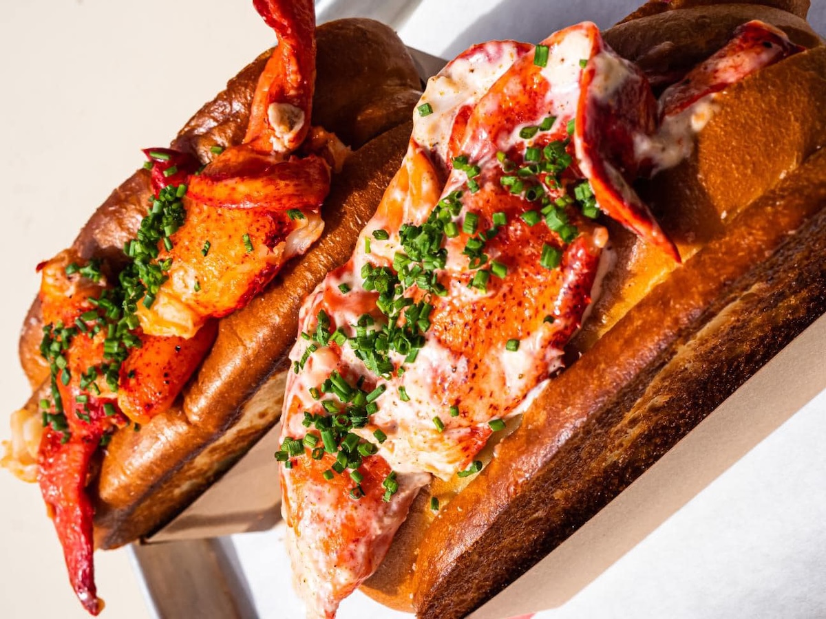 Food Truck Tries Out Brick-and-Mortar Again