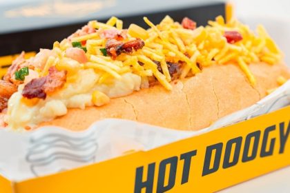 Brazilian-Style Hot Dog Restaurant Expanding to Natick Mall