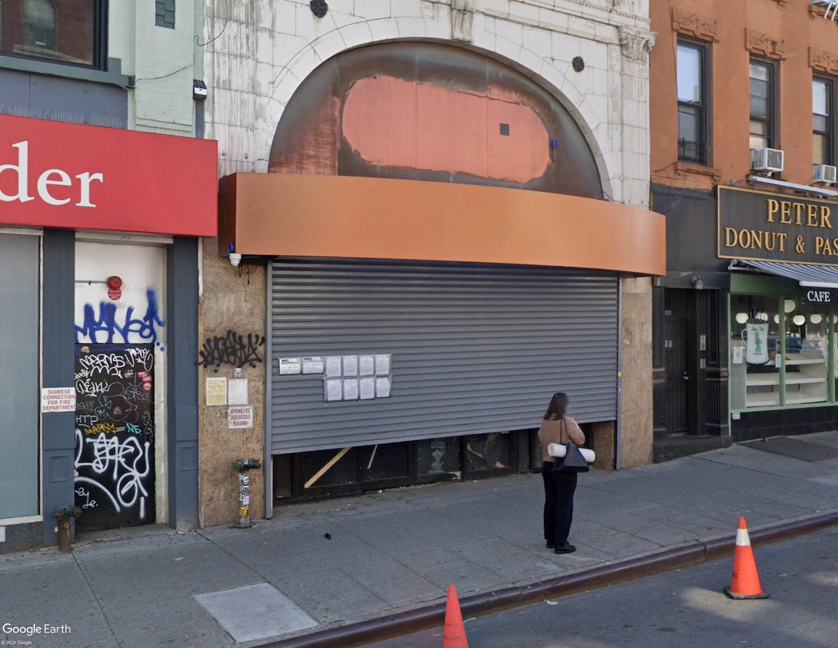 Sweetgreen is Opening the Curtain to a New Era at the former Disco Ball Rite Aid