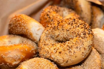 904 Bagels and More to Debut in Saint Johns
