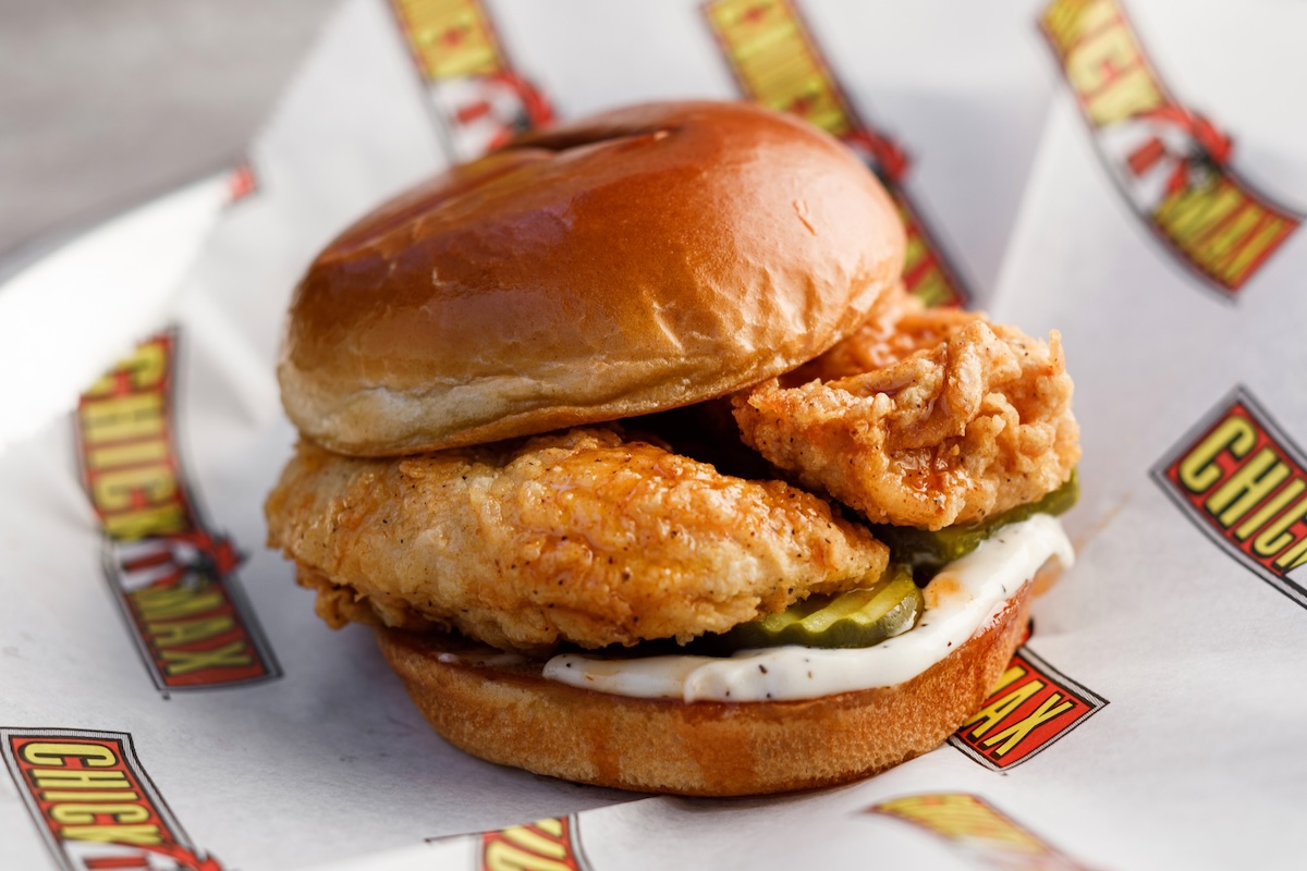 Kansas-Based Chicken Chain Plans Seven-Location Expansion in the Lowcountry