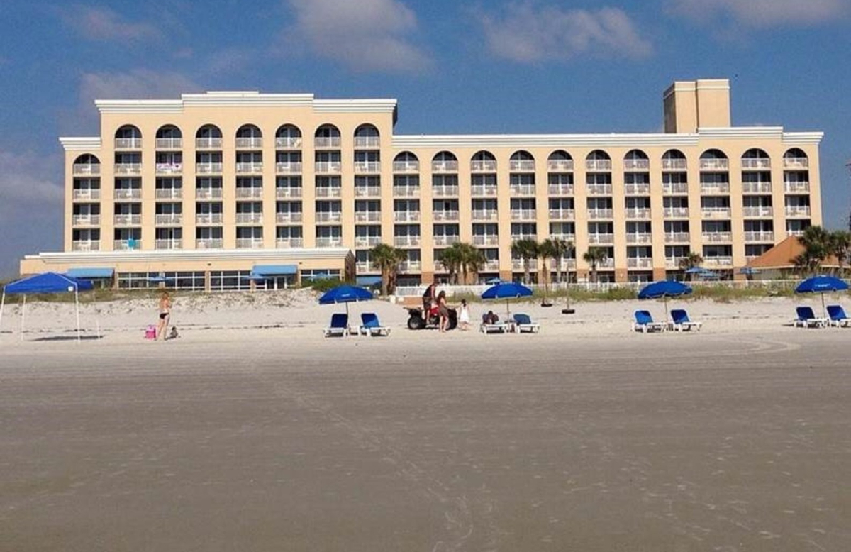 Noble Acquires Courtyard by Marriott Jacksonville Beach Oceanfront