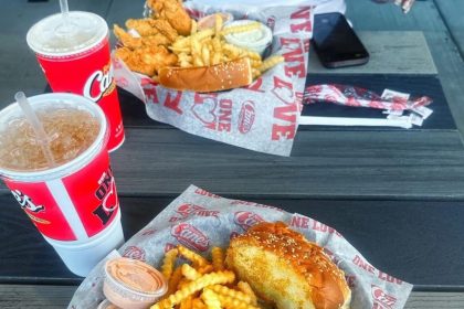 Raising Cane’s Coming to Stafford