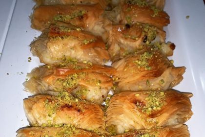 Lazuri Bakery Bringing Turkish Pastries to Allston