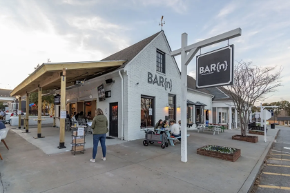 New Ice Cream Shop Bringing Good Vibes to Dunwoody