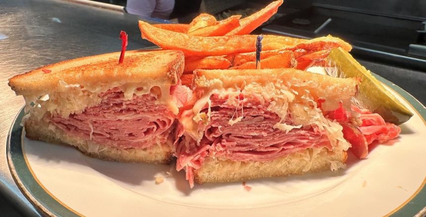 Grooby's Too Eyes New Location in Ridgeland