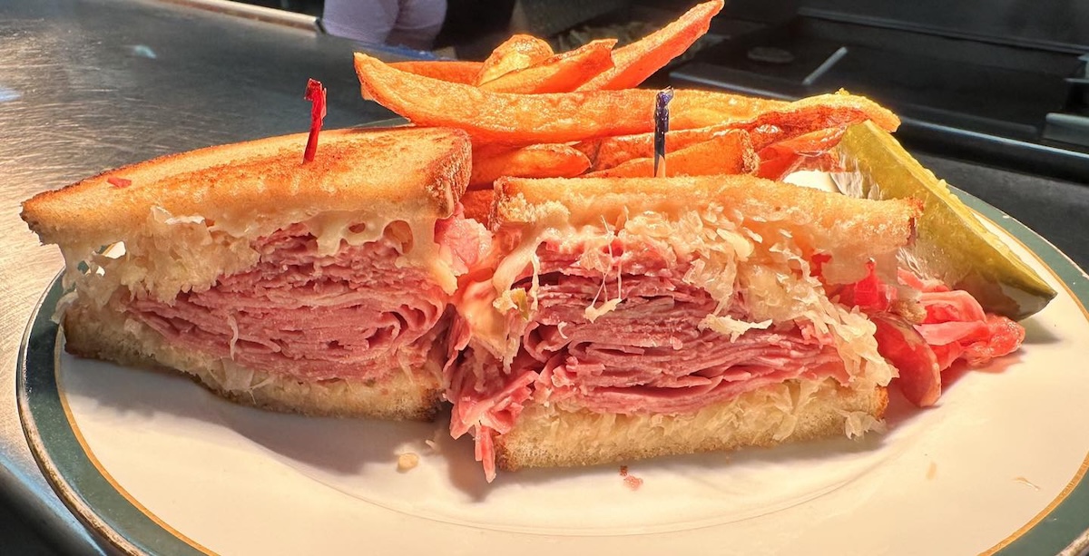 Grooby's Too Eyes New Location in Ridgeland