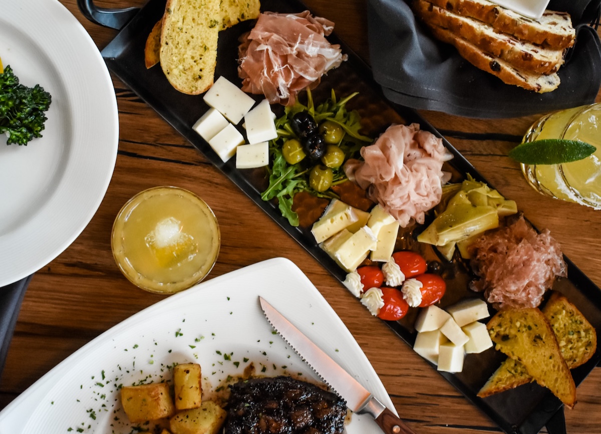 Rena’s Italian Fishery and Grill Expanding to Johns Creek Photo 01