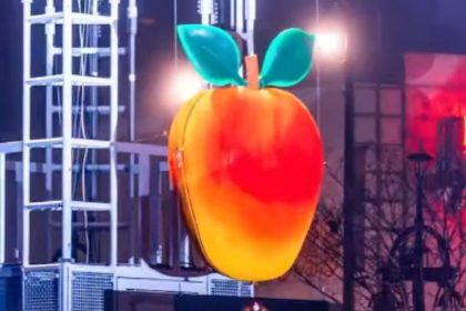 Peach Drop Festival in Atlanta on New Year’s Eve