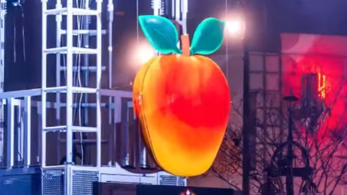 Peach Drop Festival in Atlanta on New Year’s Eve