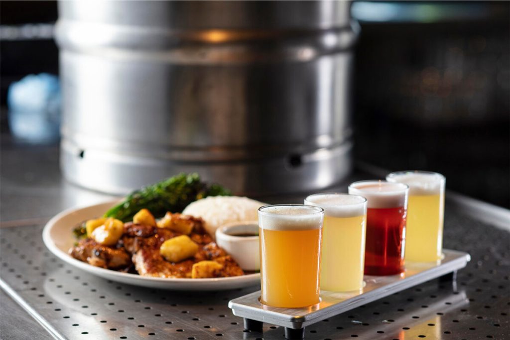 Yard House Replacing Mimi's Cafe in Santa Clarita