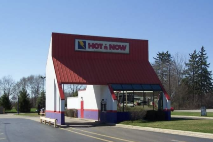 Team Plans to Revive Fast-Casual Burger Chain in Michigan