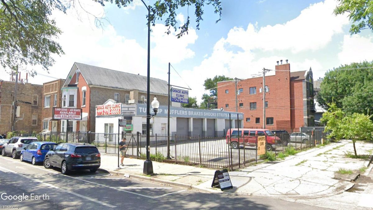 Otto's Aims to Take Over the Former Grace Auto Repair Space