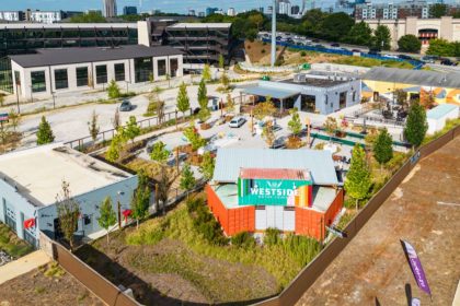 Westside Motor Lounge Hosts Peaches & Strings