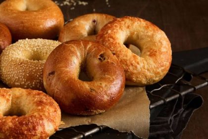 Einstein Bros. Bagels Announced for Medina Station