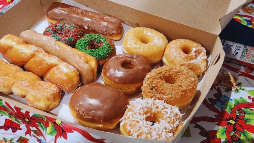 Donut Town & Water did not pass health inspection