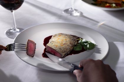 THE CAPITAL GRILLE DEBUTS IN THE WOODLANDS