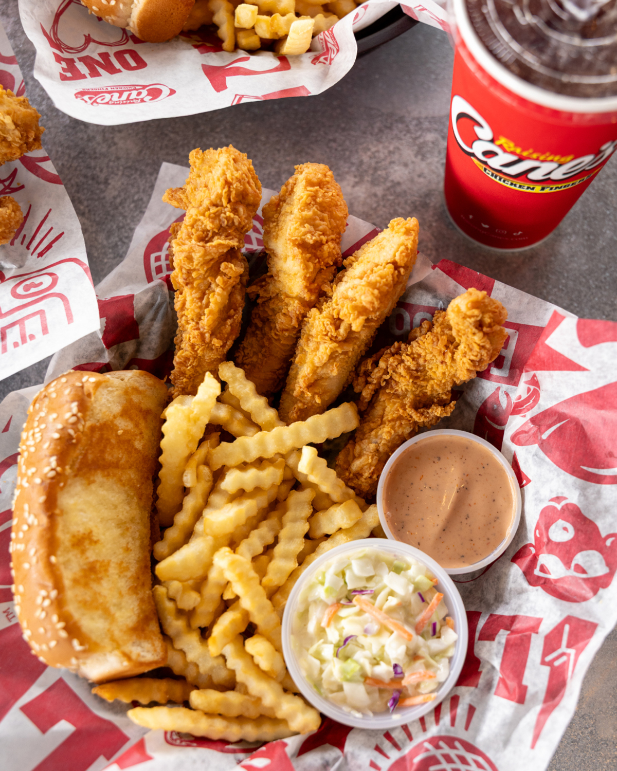 Raising Cane’s Working on New Hollywood Location