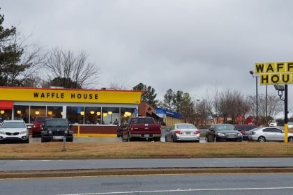 Follow Up Inspection was conducted at Waffle House #1194