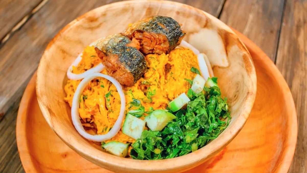 Cameroon Natives Nearing Opening of African Speakeasy